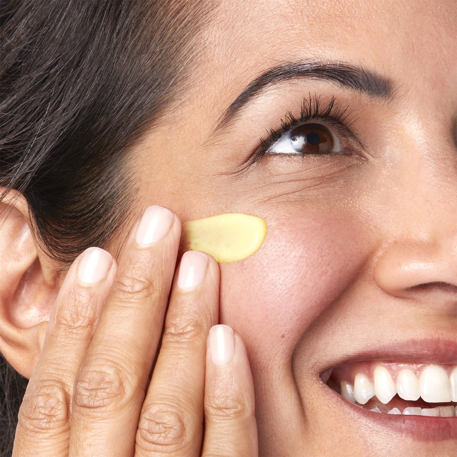 RETINOL SKIN-RENEWING DAILY MICRO-DOSE SERUM (SUERO ANTI-EDAD CON RETINOL)